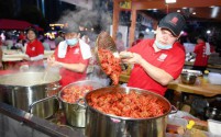 庐州美食新传奇：‘龙虾大王’香飘四溢，引领全城味蕾盛宴