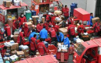 快递业年度成绩单：业务量累计突破801.6亿件大关