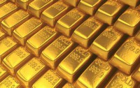 黄金价格持续攀升：全球经济不确定性成为主要推手