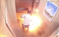 电梯惊魂！电池3秒爆燃致男子重伤，涉事者26天后不幸离世，案件细节及处理结果公布