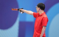 00后新星谢瑜闪耀巴黎奥运，勇夺男子10米气手枪金牌